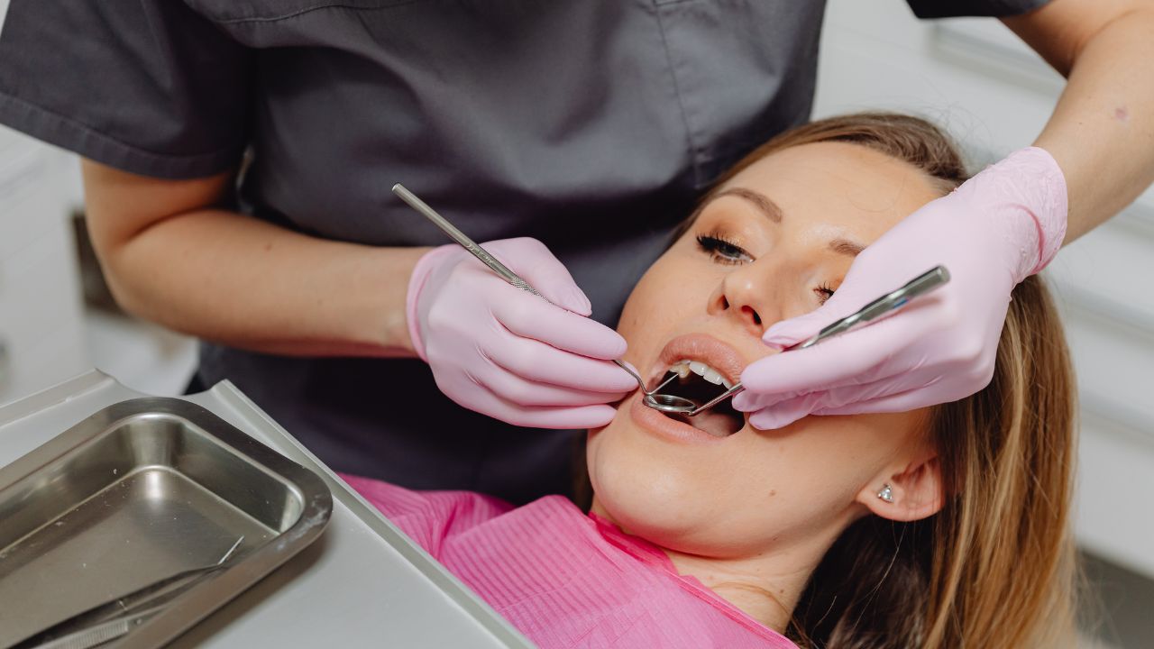 tooth whitening for sensitive teeth